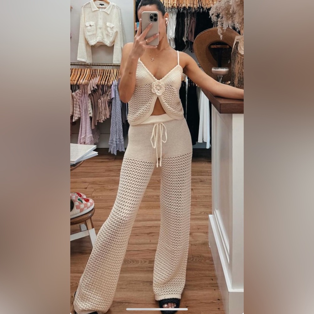Crochet two piece set NWT